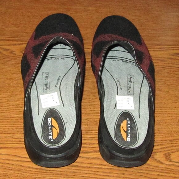 GoLite Plaid Wool Moon Clogs in Black and Red - Women's Sz 10.5 - NEW! B2 - Picture 4 of 5